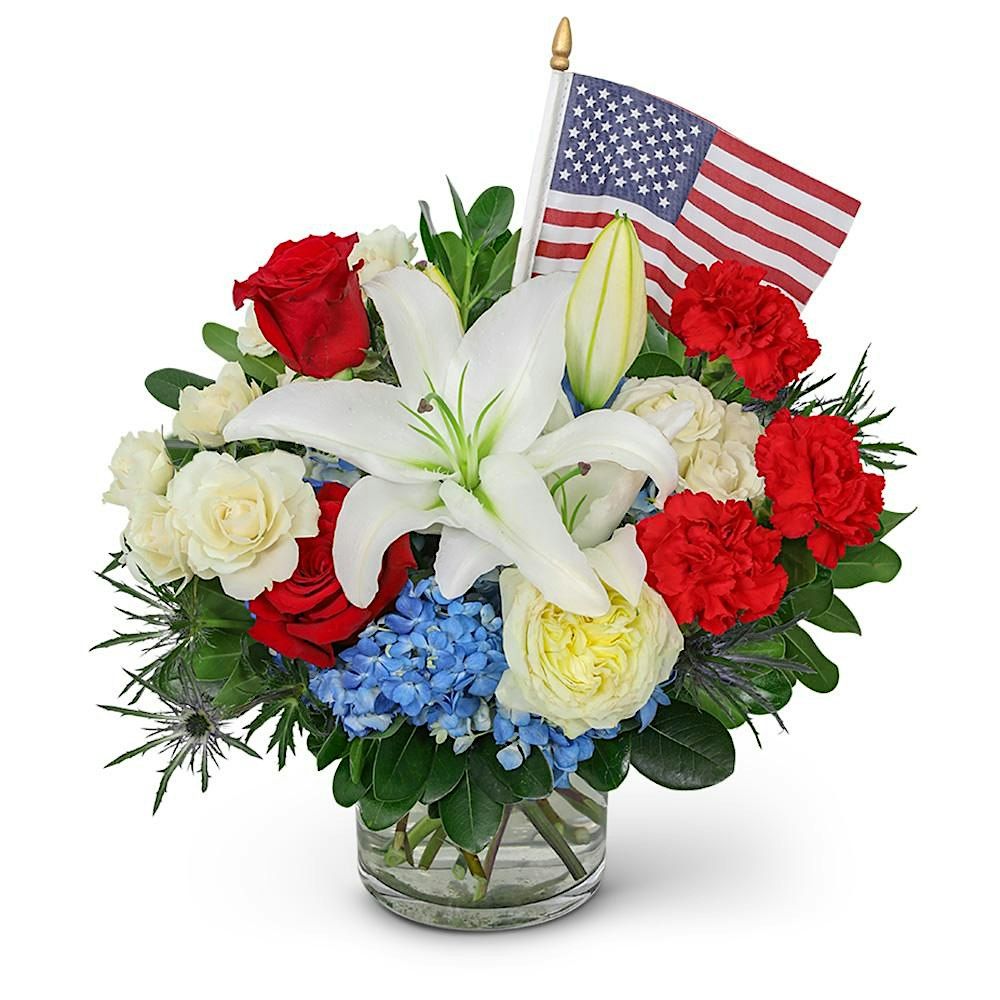 DIY 4th of July Floral Centerpiece