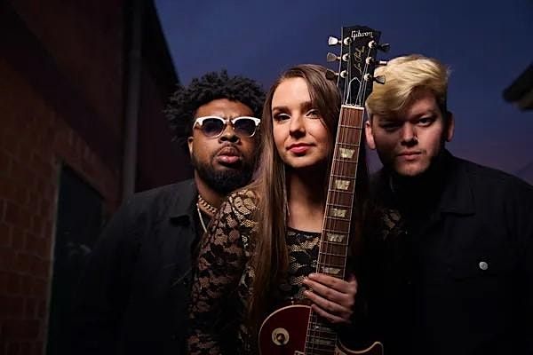 Ally Venable and her Band bring their modern Blues back to Mojos!, Mojo ...