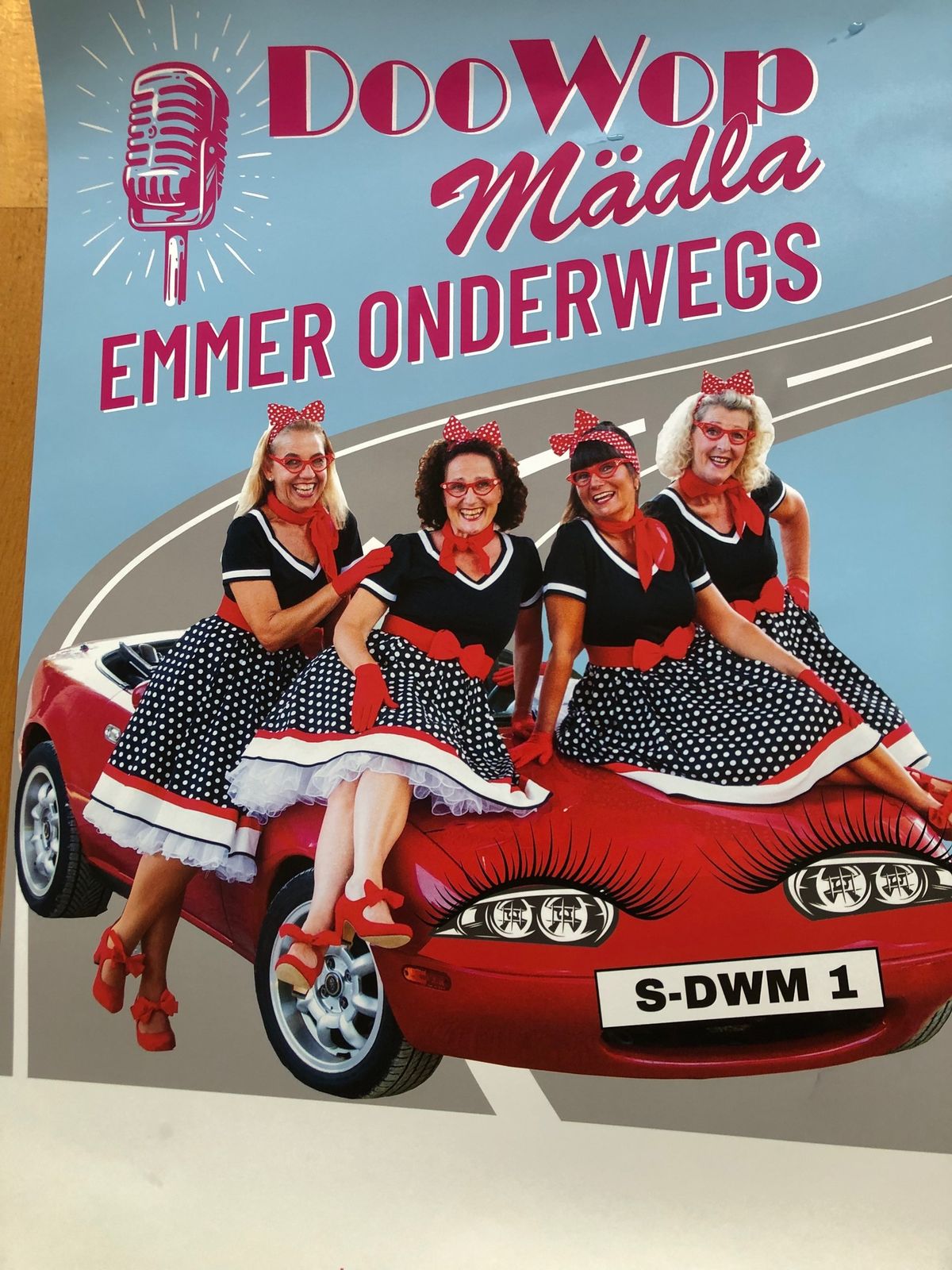 DooWopM\u00e4dla: Emmer Onderwegs