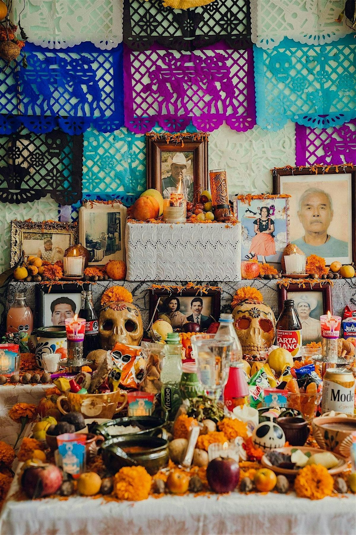 D\u00eda de los Muertos Altar Making