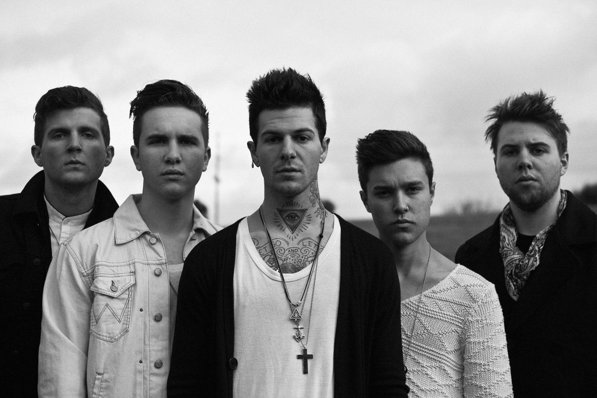 The Neighbourhood with Nessa Barrett