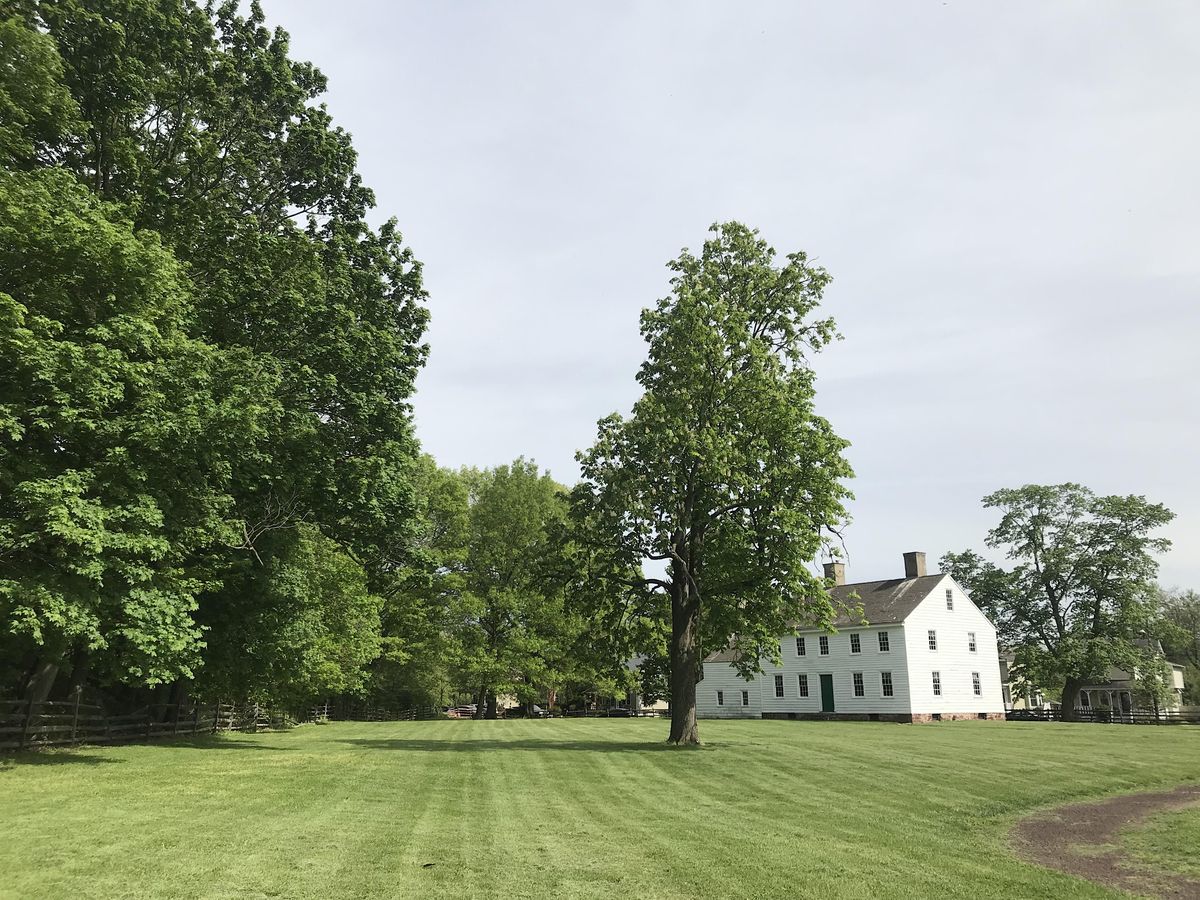 Wallace House & Old Dutch Parsonage Historic Houses Tours