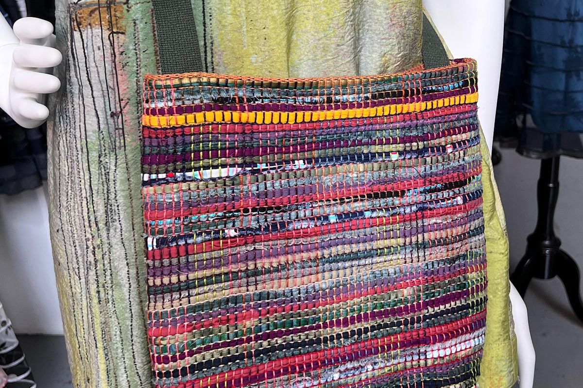 Weave a Tote Bag