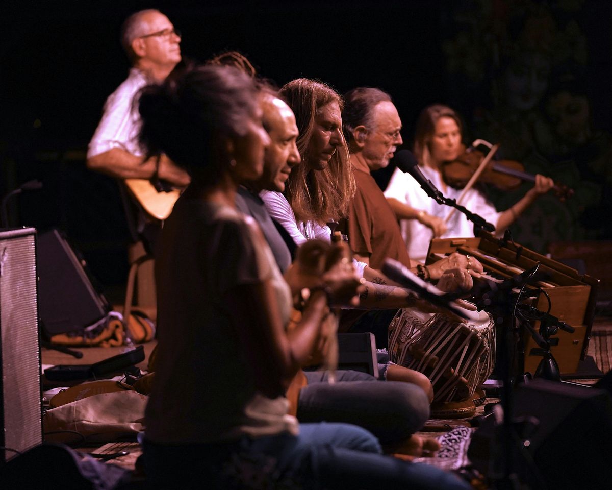 Krishna Das & Friends Thanksgiving Sunday Maui Satsang \/ Kirtan