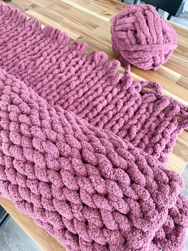 Evening Instructional Craft Class "Chunky Knit Blanket" 