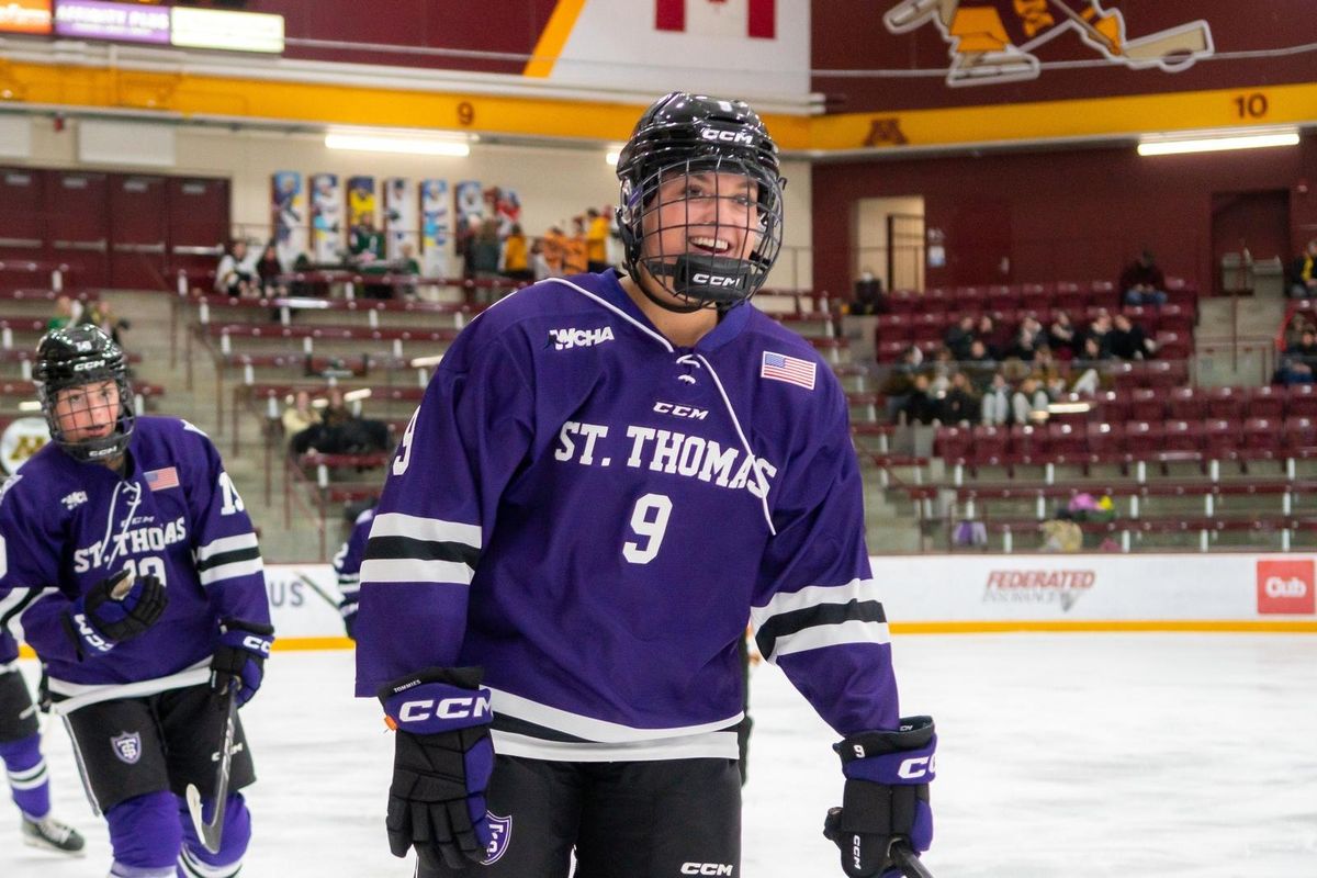 Minnesota State Mavericks at St. Thomas Tommies Womens Hockey