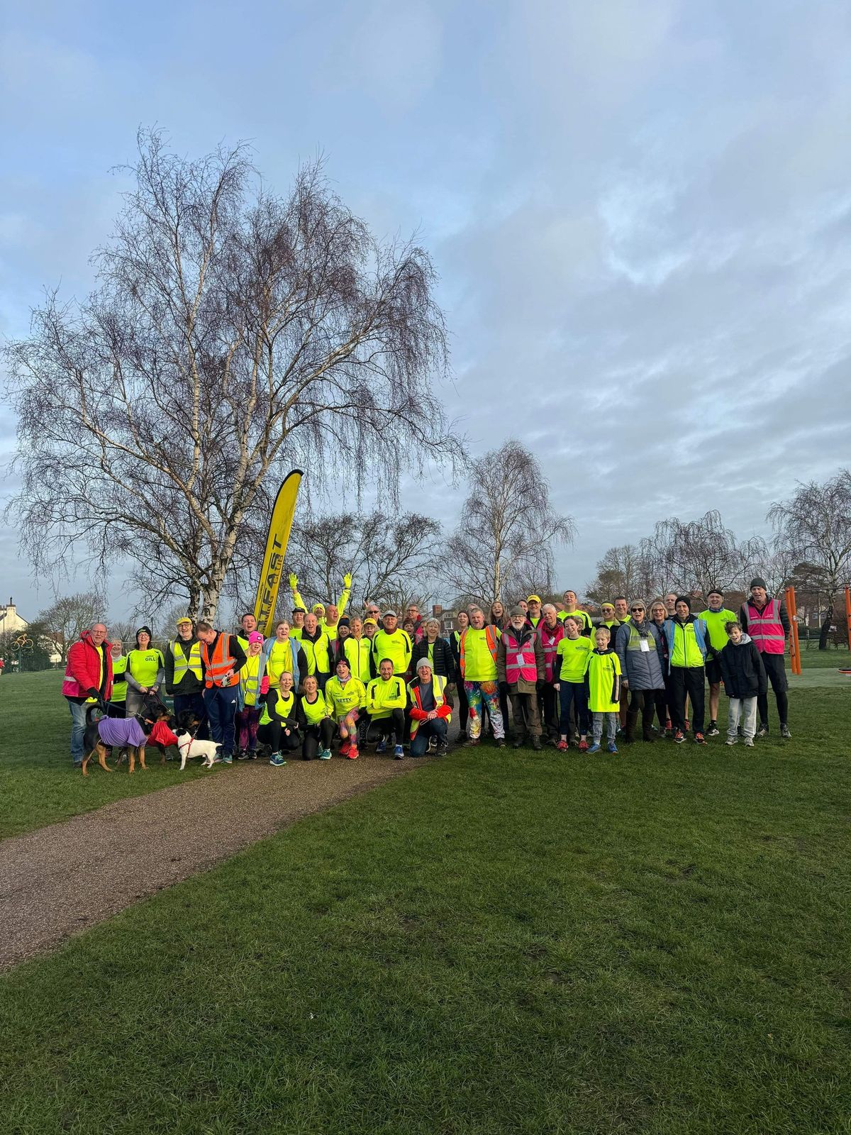 Notfast RC supports Newark parkrun 