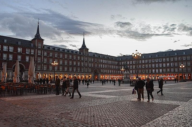 Walking Tour: Plaza Mayor - Mercado de San Miguel