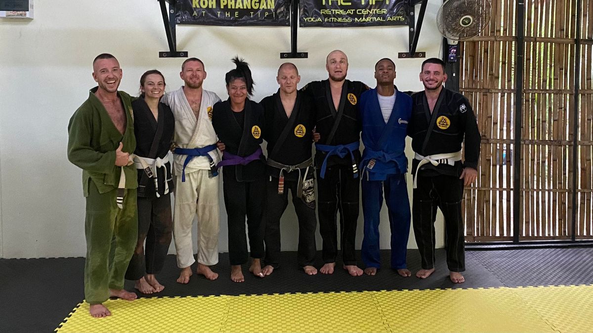 WEDNESDAY AFTERNOON BRAZILIAN JIU JITSU ADVANCED CLASS