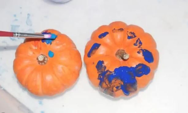 Youth Services: Paint a Mini Pumpkin