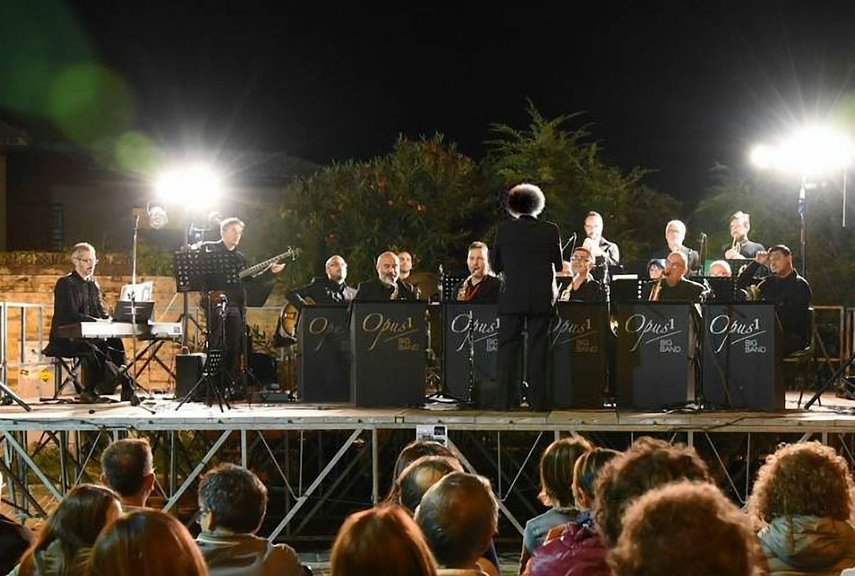 OPUS1 Big Band in concerto