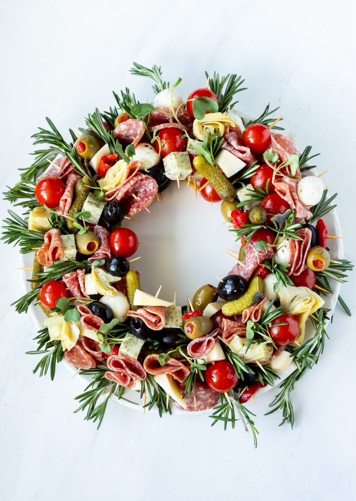 Make & Take Charcuterie Holiday Wreaths