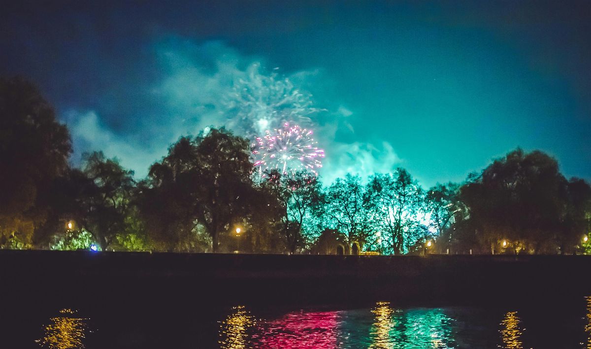 Thames Bonfire Night Cruise London