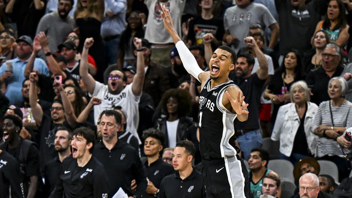 San Antonio Spurs at Houston Rockets at Toyota Center - TX