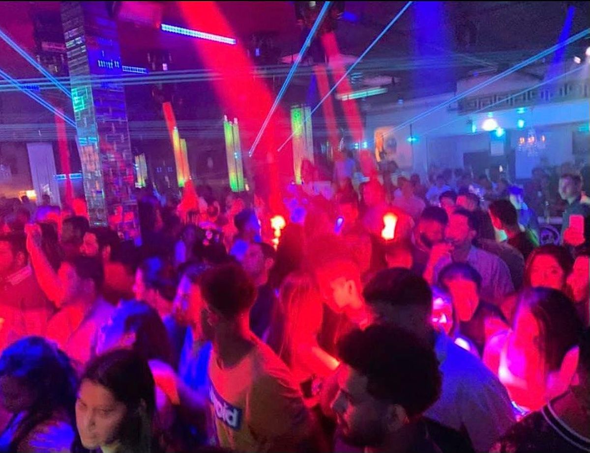 Hollywood invades Palm Beach! The Largest Nightclub  with 2000+ Capacity!
