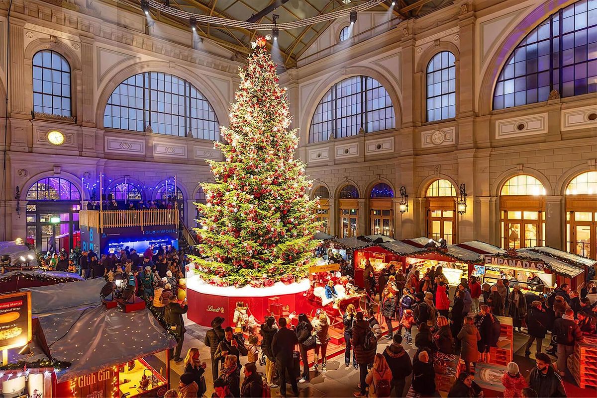 31. Z\u00fcrcher Christkindlimarkt im Hauptbahnhof