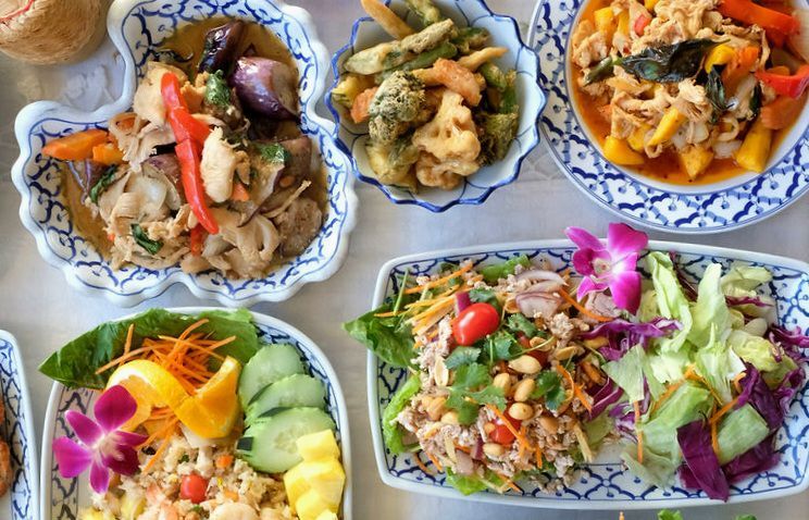 $30 all-inclusive 6-course Thai Buffet Dinner & Business Networking