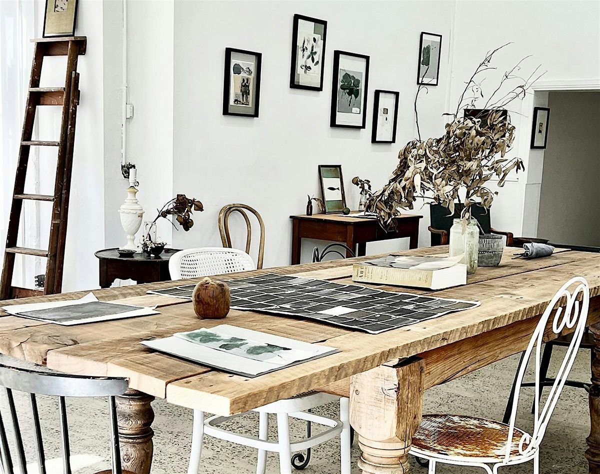 Collage Art Workshop in a Beautiful Atelier\/Gallery Space