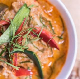 In-person class: Thai Curry: Red vs. Green (SF)