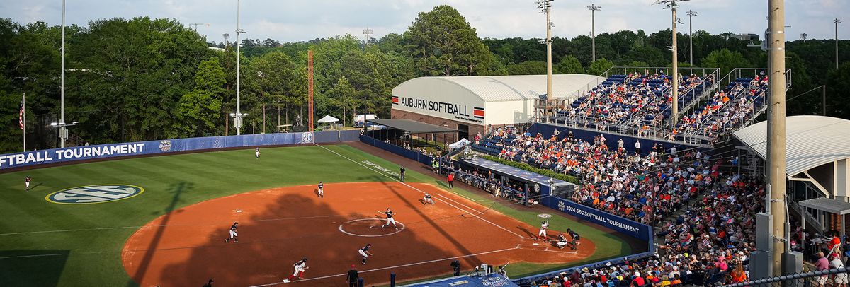 Parking Samford Bulldogs at Alabama Crimson Tide Womens Basketball