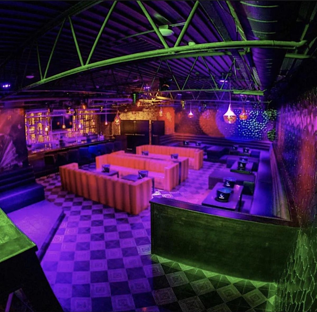 1 FRIDAY PARTY IN ATLANTA AROMA FRIDAYS , Aroma Midtown, Atlanta