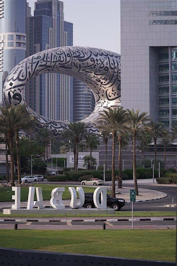 Dubai Delight - Uncover the City of Dreams