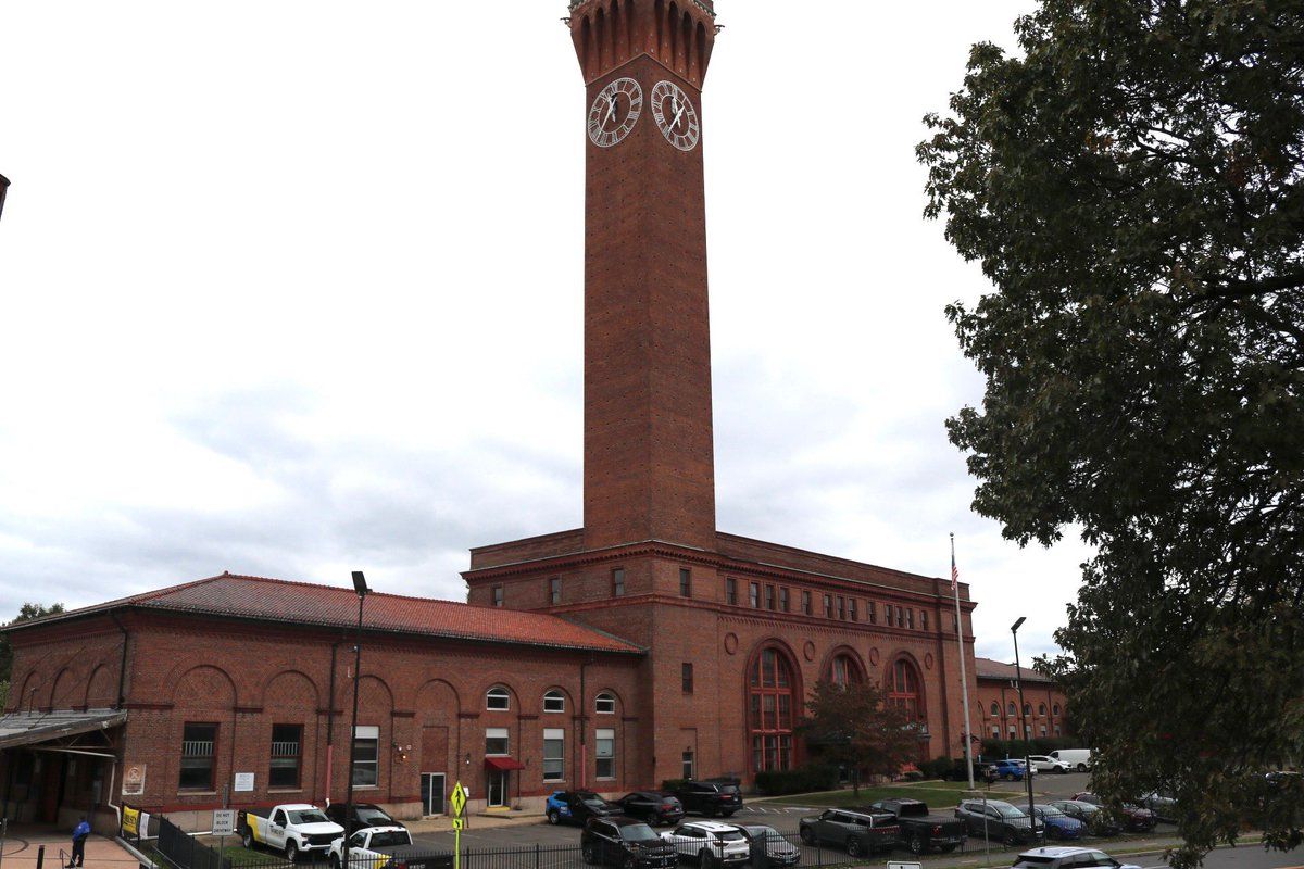 Parking Blue Man Group - Waterbury