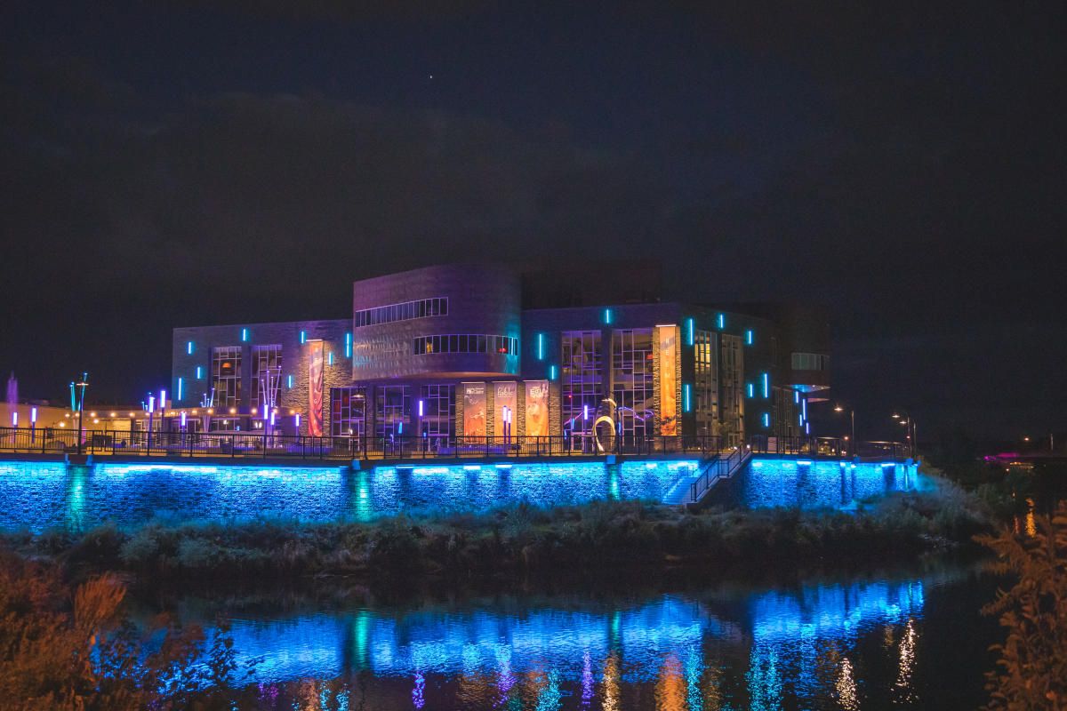 ECCT: Legally Blonde - Eau Claire