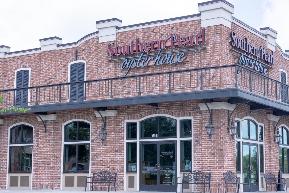 Pearl and The Oysters