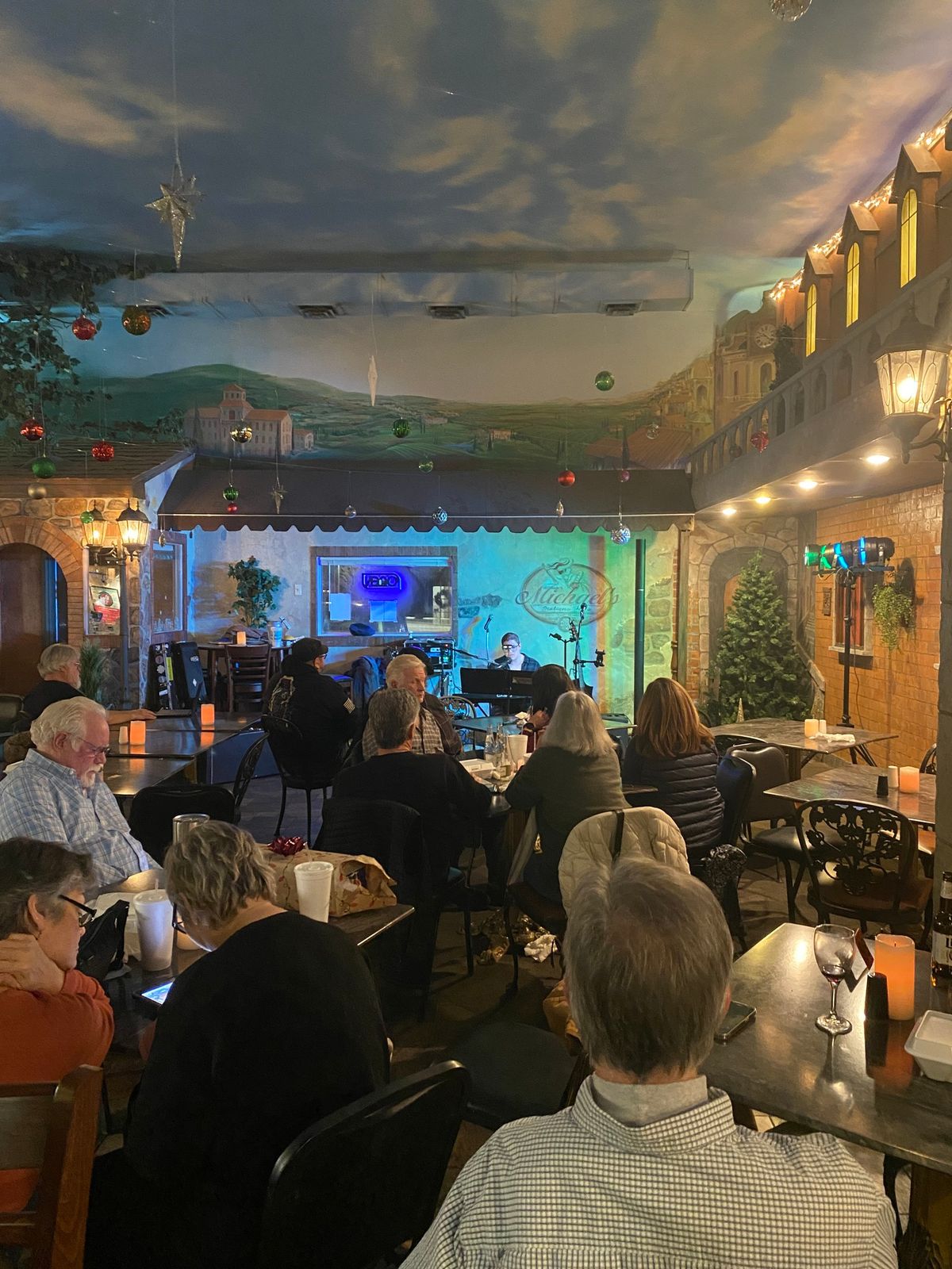 Michael\u2019s Dinner and Open Mic w\/Roger Kelch