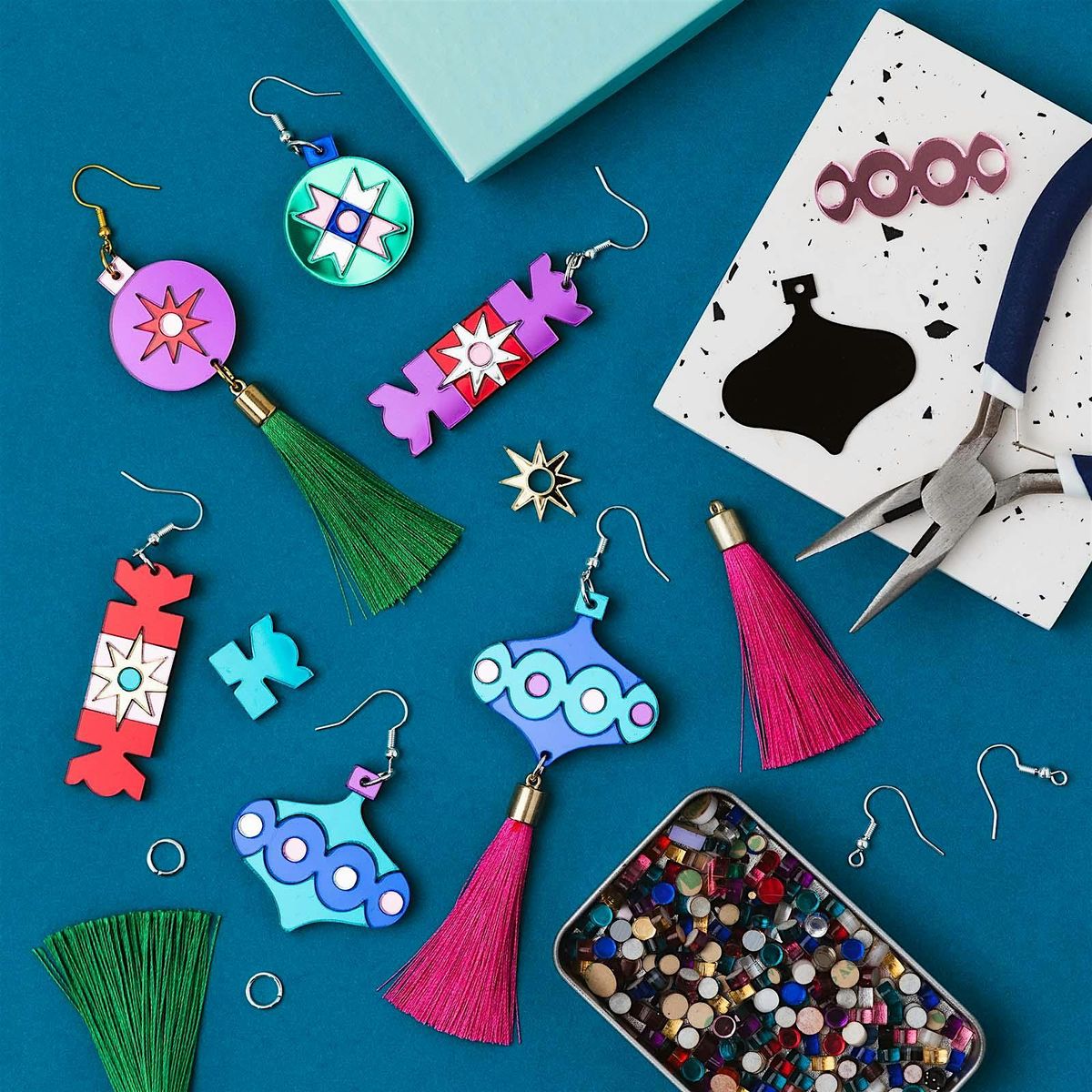 Acrylic Jewellery Making Workshop & Cocktails