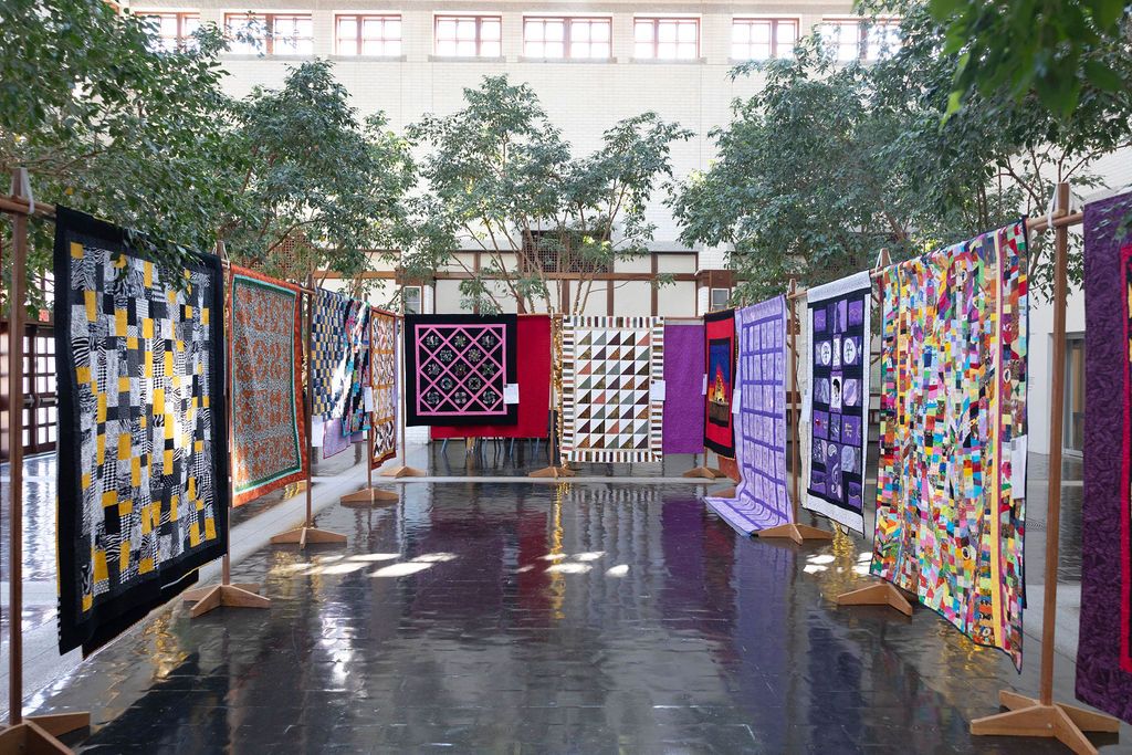 Pop-up Exhibition: African American Sewcial Threaders Quilt Guild of Southeastern Virginia