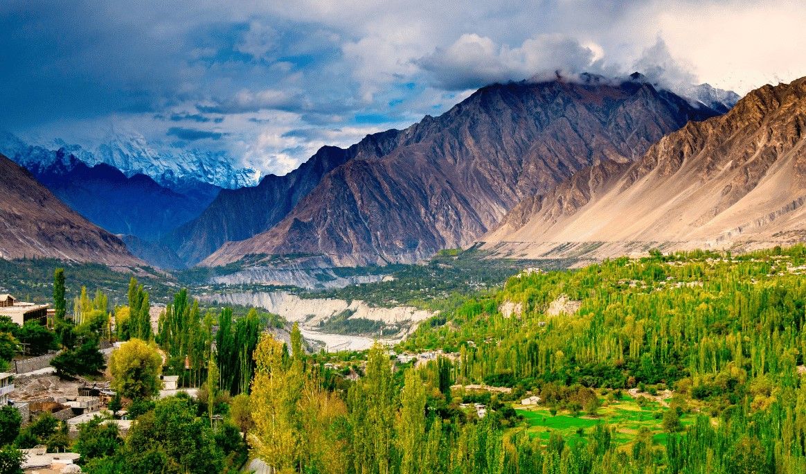 5 Days Tour To Hunza & Pak China Border Nalter valley