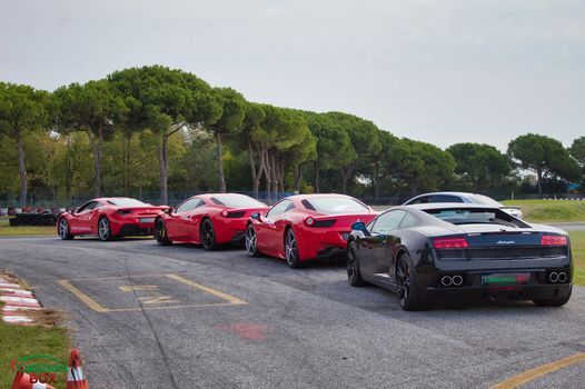 Guida una Ferrari Lamborghini Subaru sul Circuito di Jesolo