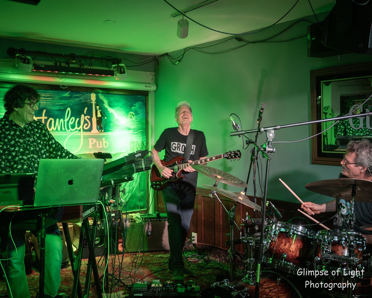 Organ Fairchild at Stanley's Pub - Cincinnati OH