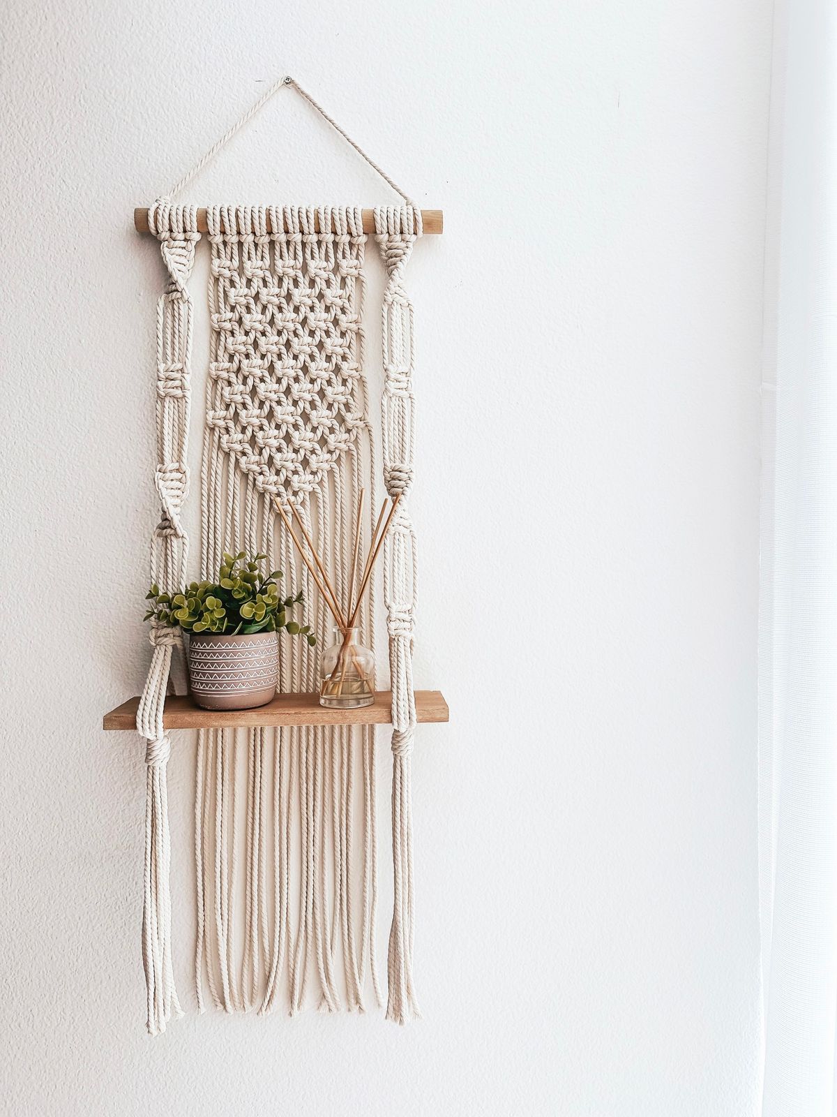 Macrame Shelf Wall Hanging Workshop