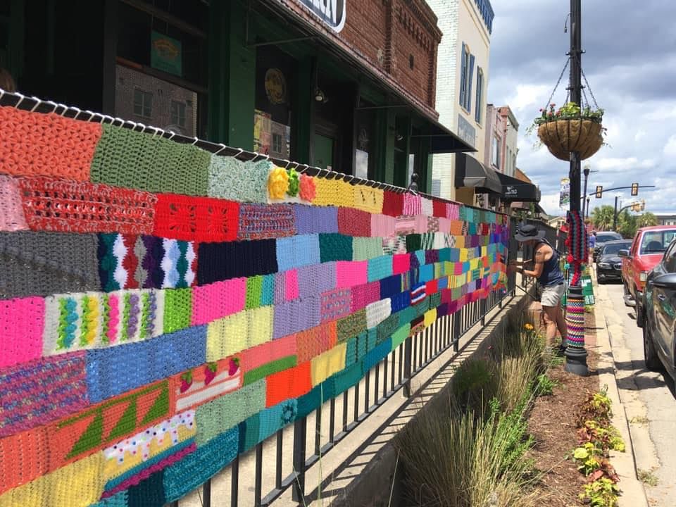 PRIDE YARNBOMBING CIRCLE @ WECO