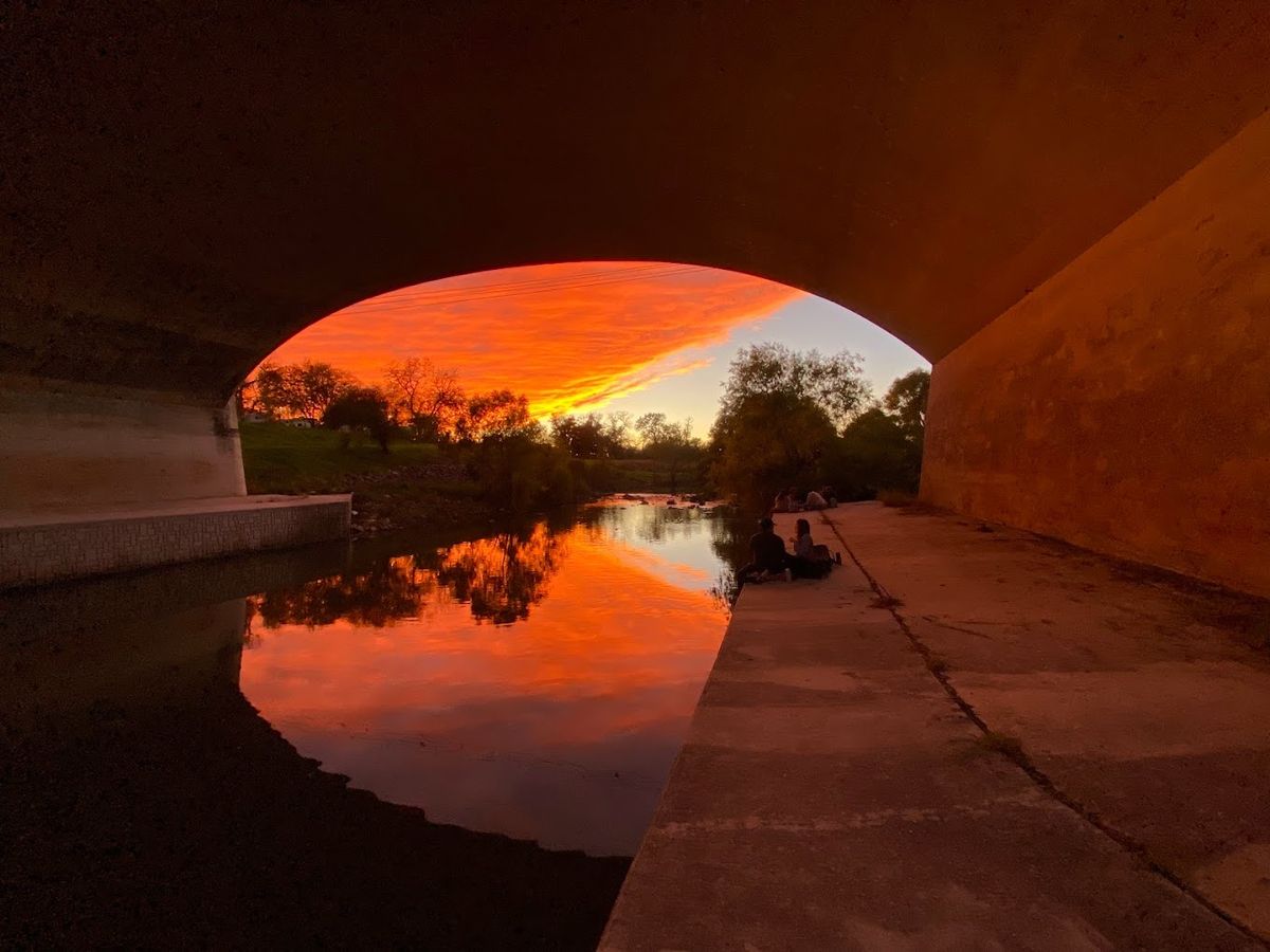 Evening Echoes Live at the Echo Bridge!