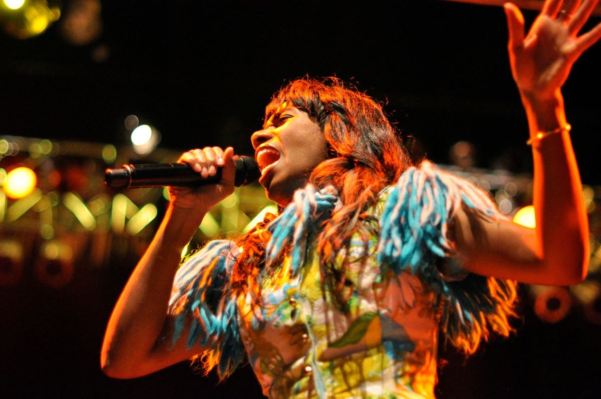 Santigold (21+)