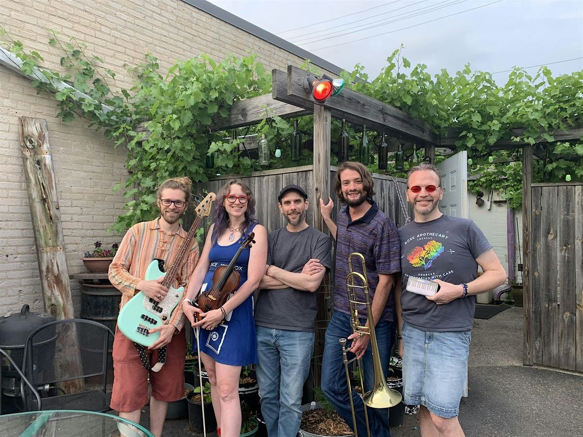 Acoustic Moose featuring Five Points Jazz Collective