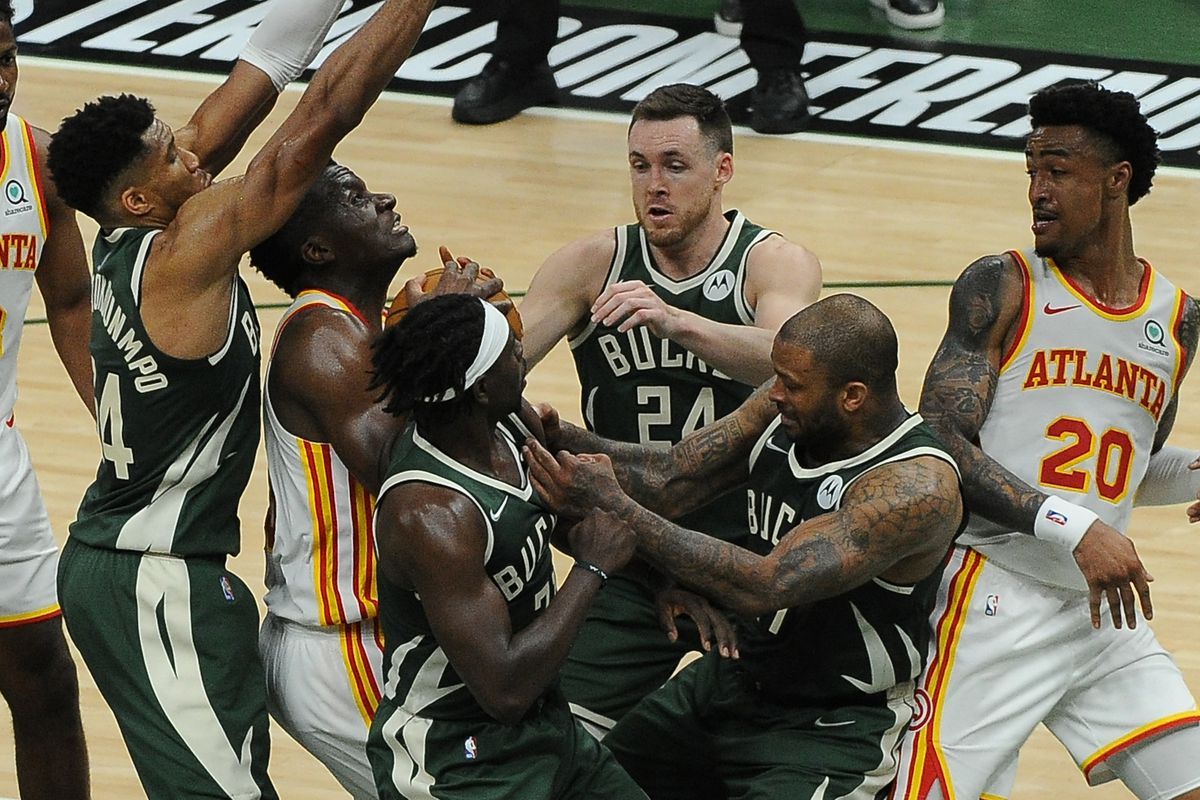 Atlanta Hawks at Milwaukee Bucks