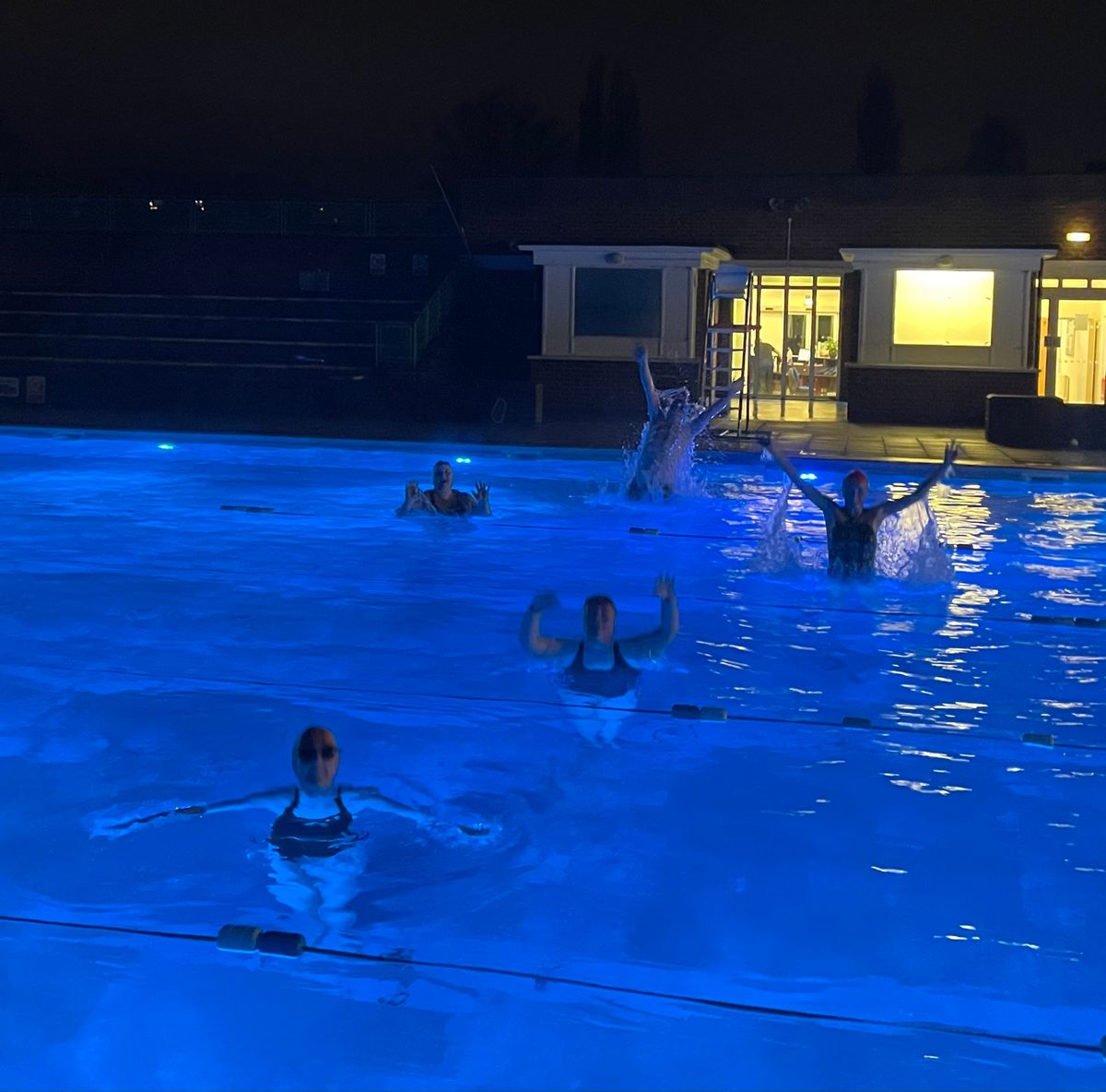 Wycombe Rye Lido - FRONT CRAWL REVIEW LESSON