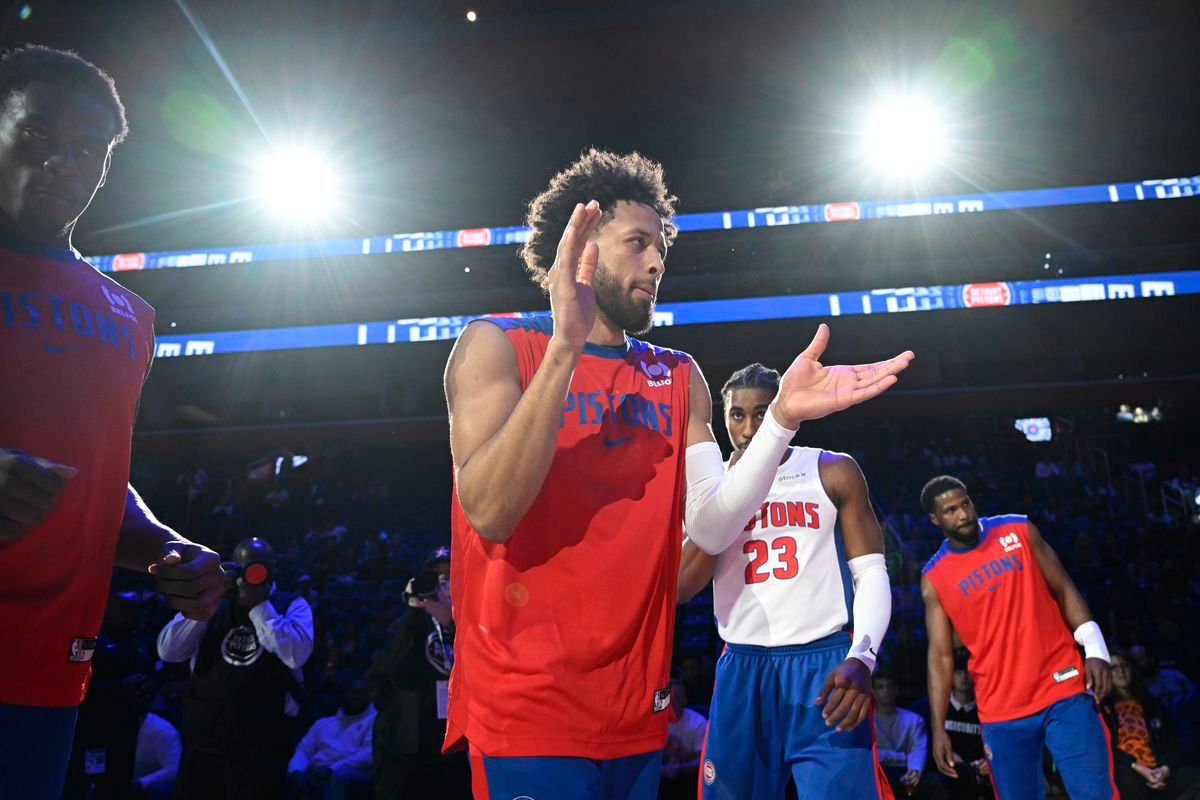 Detroit Pistons at Milwaukee Bucks at Fiserv Forum