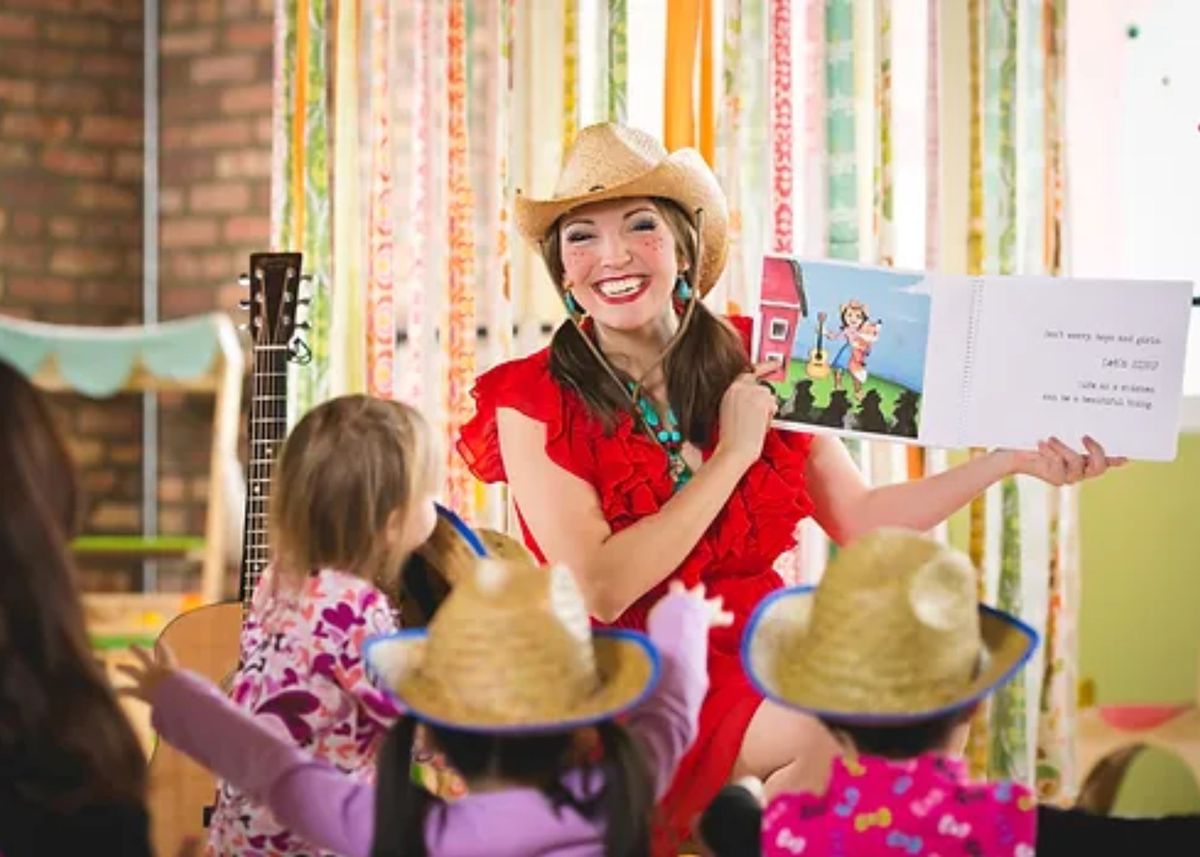 Fall Family Hoedown & Sing-Along with Miss Jamie From the Farm