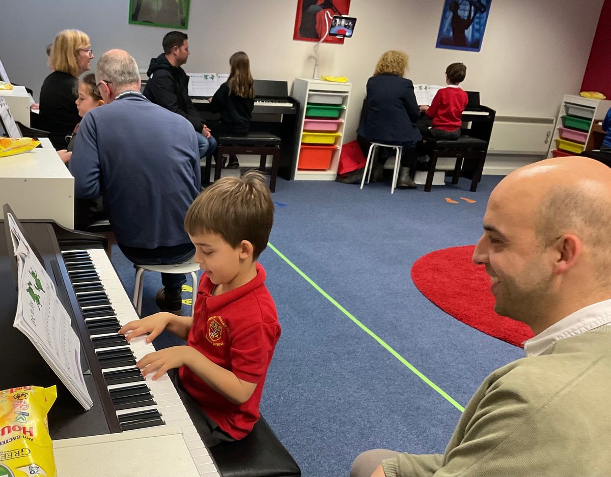 Junior Keys (5-7 years) Group Piano Class - FREE TASTER