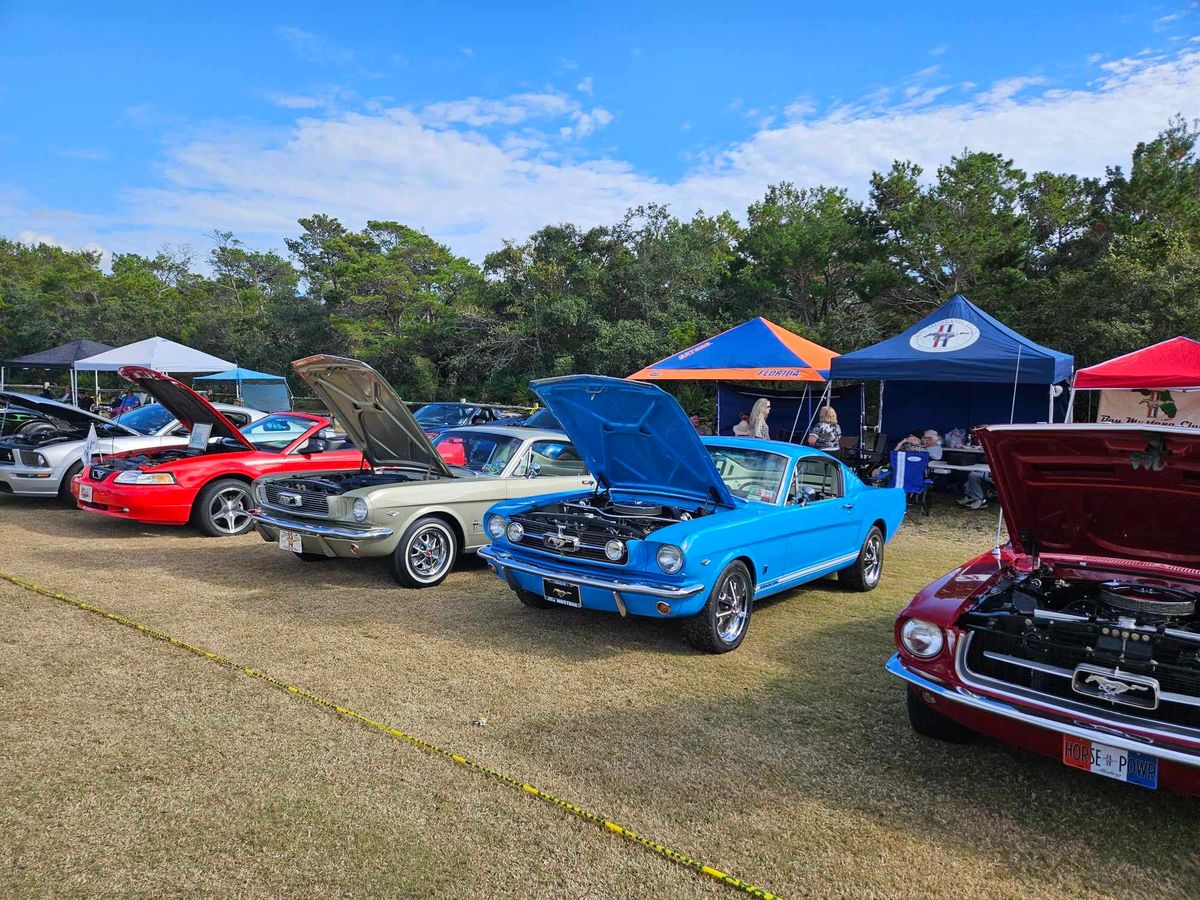 Emerald Coast CruizIn\/Bay Mustang Club - Mustang Corral