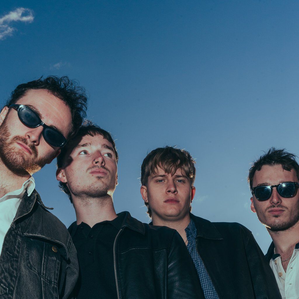 MALCOM @ The Lions Den