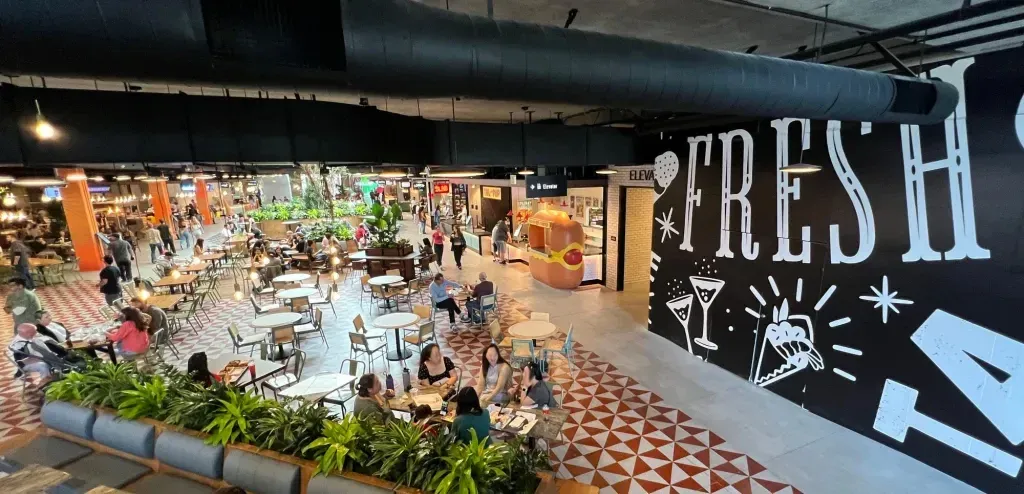 \ud83e\udd57\ud83c\udf74Topanga Social-izing\ud83c\udf55\ud83e\udd64