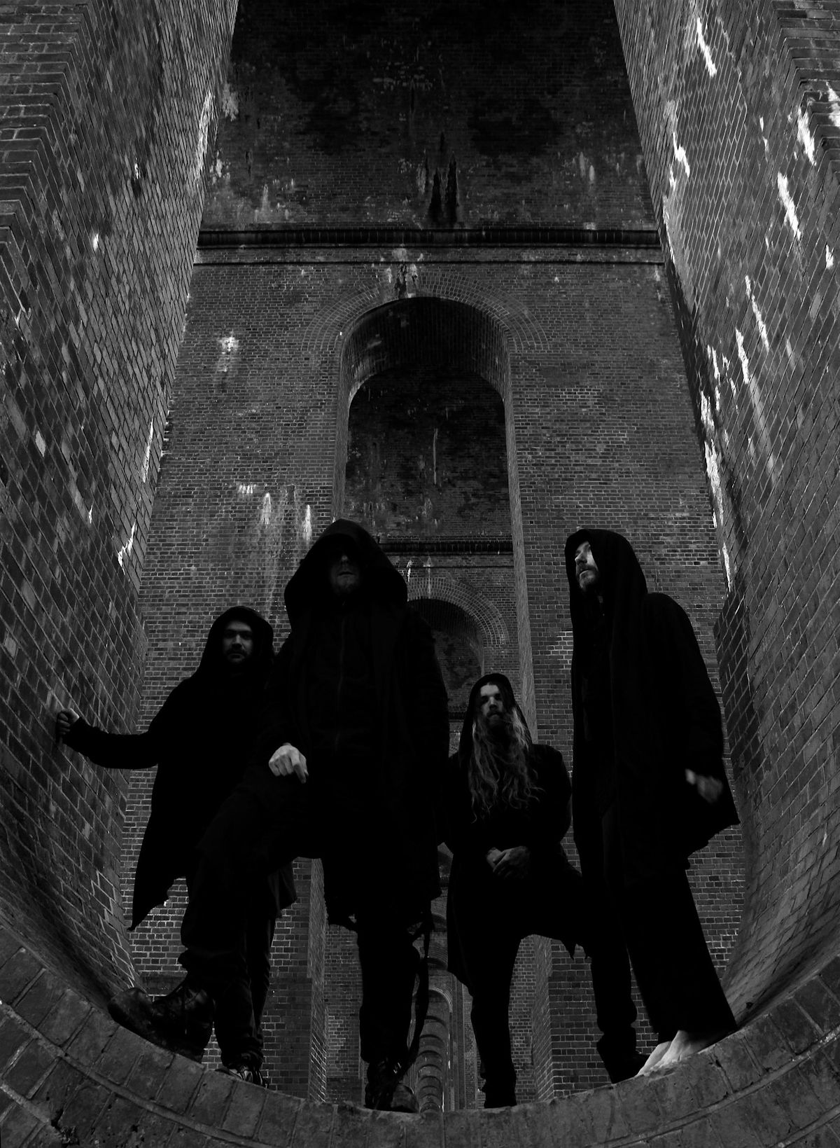 USU pres.: Five the Hierophant + support | Neue Zukunft - 08.03.2026