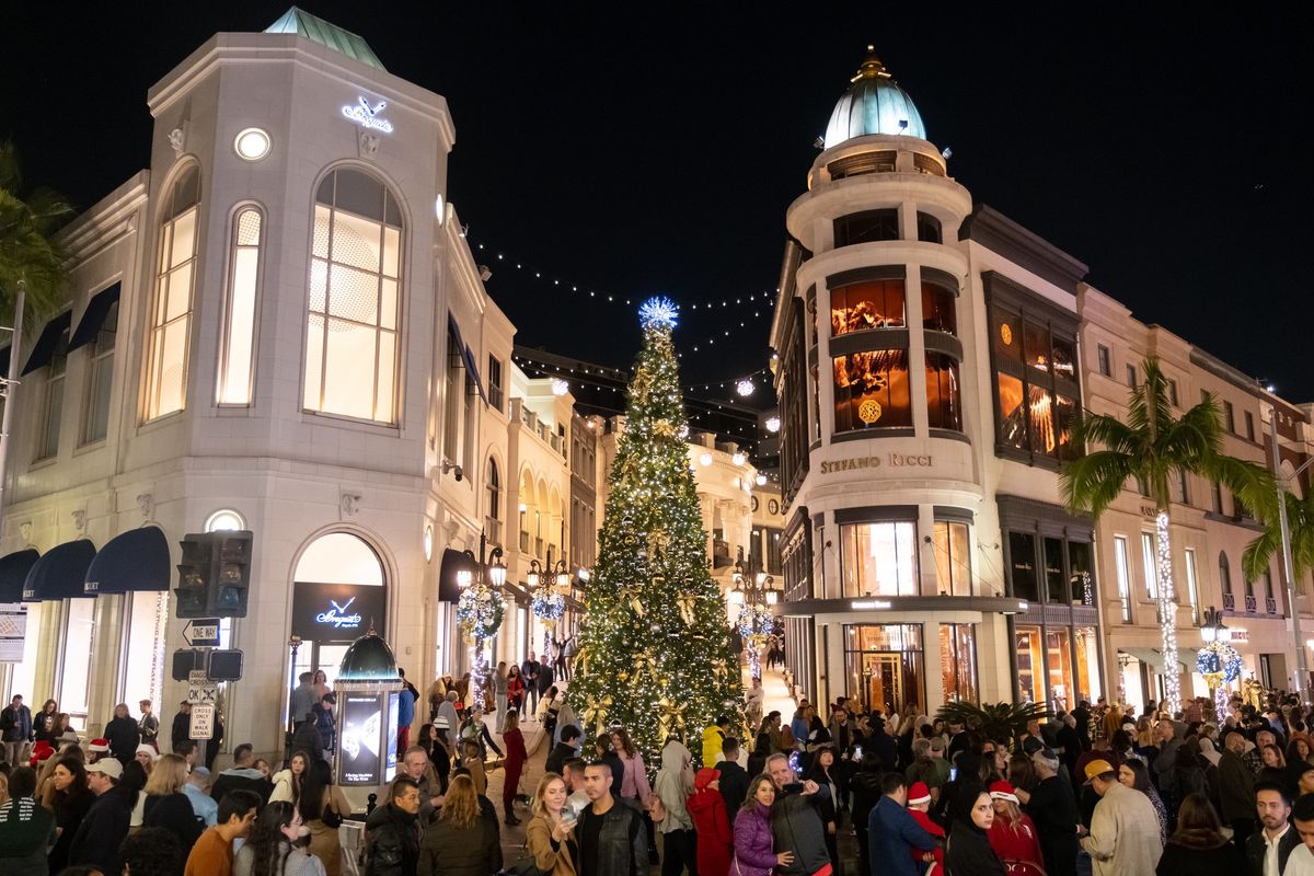 Rodeo Drive Holiday Lighting Celebration